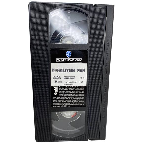 The Crow, Demolition Man, and Die Hard 2 VHS Bundle Set - Picture 4 of 6